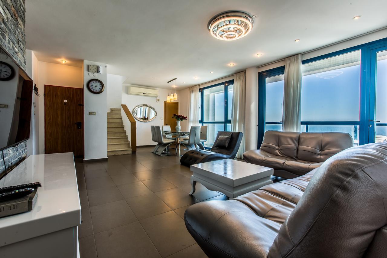 M Sea Suites - By The * Tel Aviv