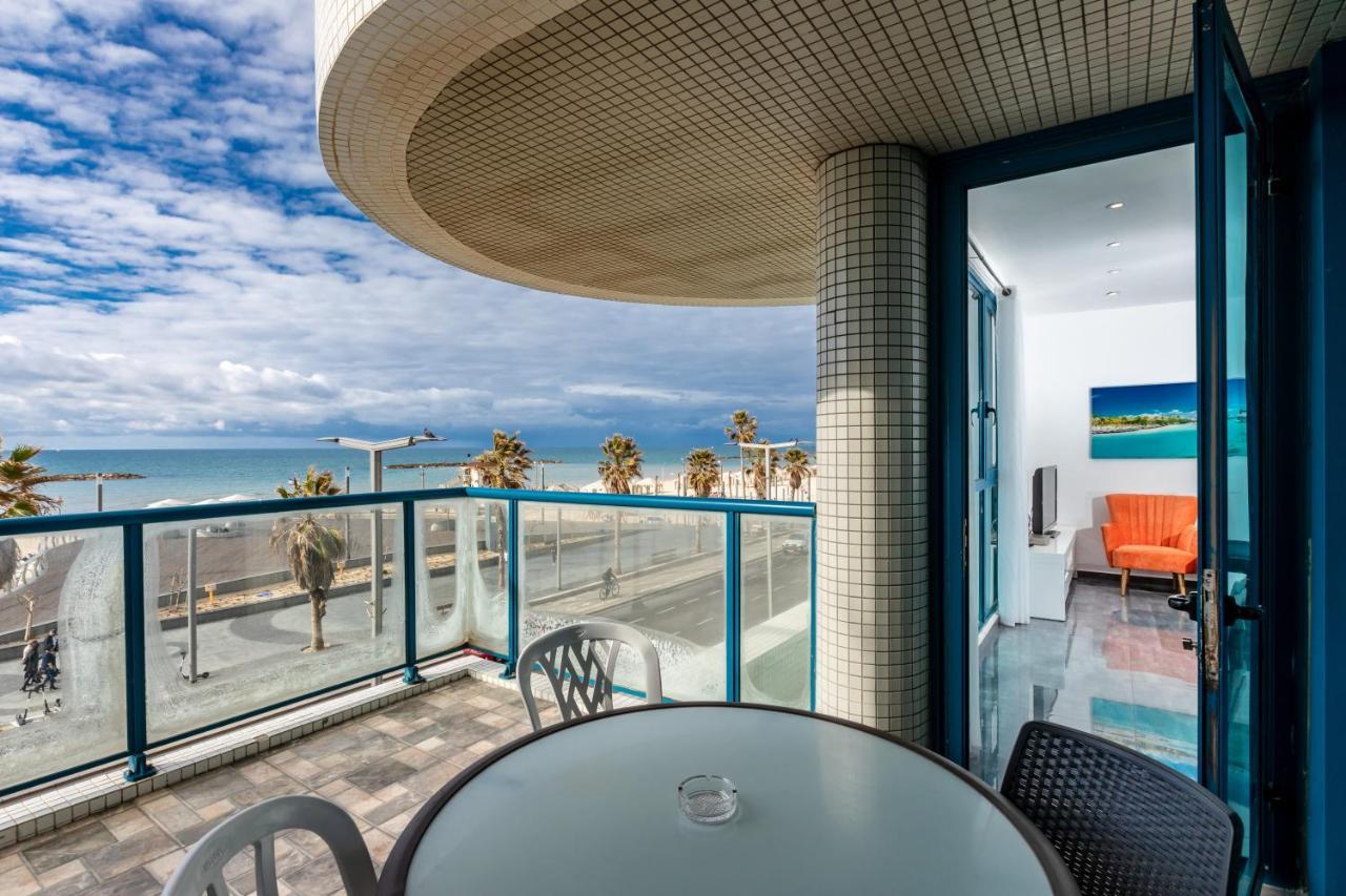 M Sea Suites - By The *